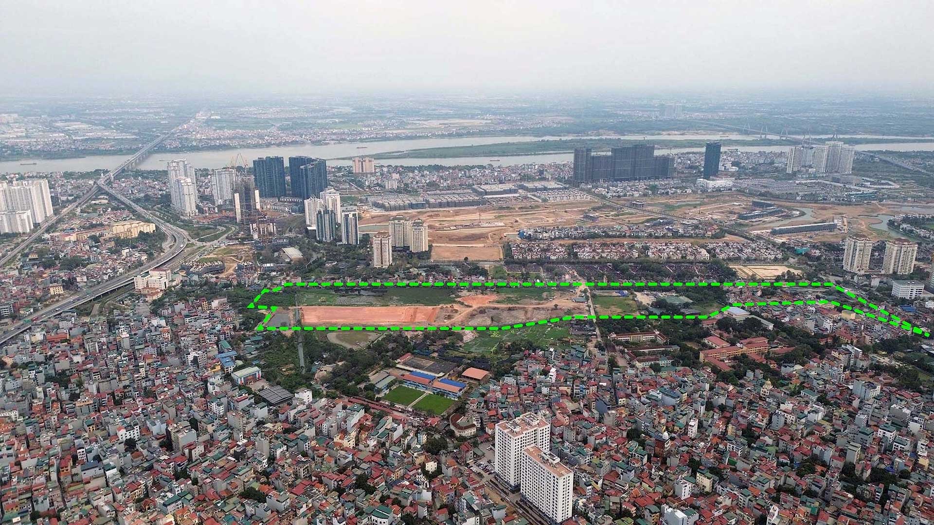 Tuyến Metro số 2 Nam Thăng Long - Trần Hưng Đạo: Đòn bẩy định giá cho bất động sản hạng sang Tây Hồ 2 Ảnh Flycam bao quát tiến độ thi công hạ tầng đường vành đai và khu vực dọn mặt bằng ga Metro C1 Xuân Đỉnh