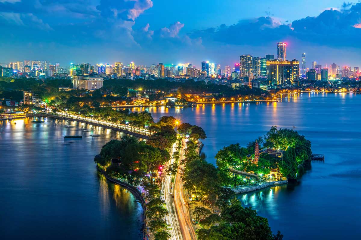 Giải Mã Nghịch Lý Quy Hoạch Hạ Tầng Tây Hồ Tây: Khi Bất Động Sản Vùng Lõi Trở Thành"Di Sản Sưu Tầm" Giới Tinh Hoa 2 ảnh Flycam bao quát khu vực Hồ Tây và sông Hồng
